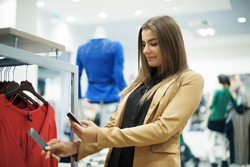 Mobile-Shopping-Shutterstock-BB